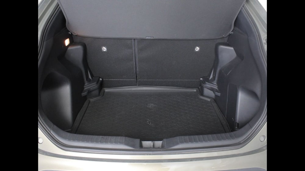 Toyota Yaris Cross usata a Palermo (11)