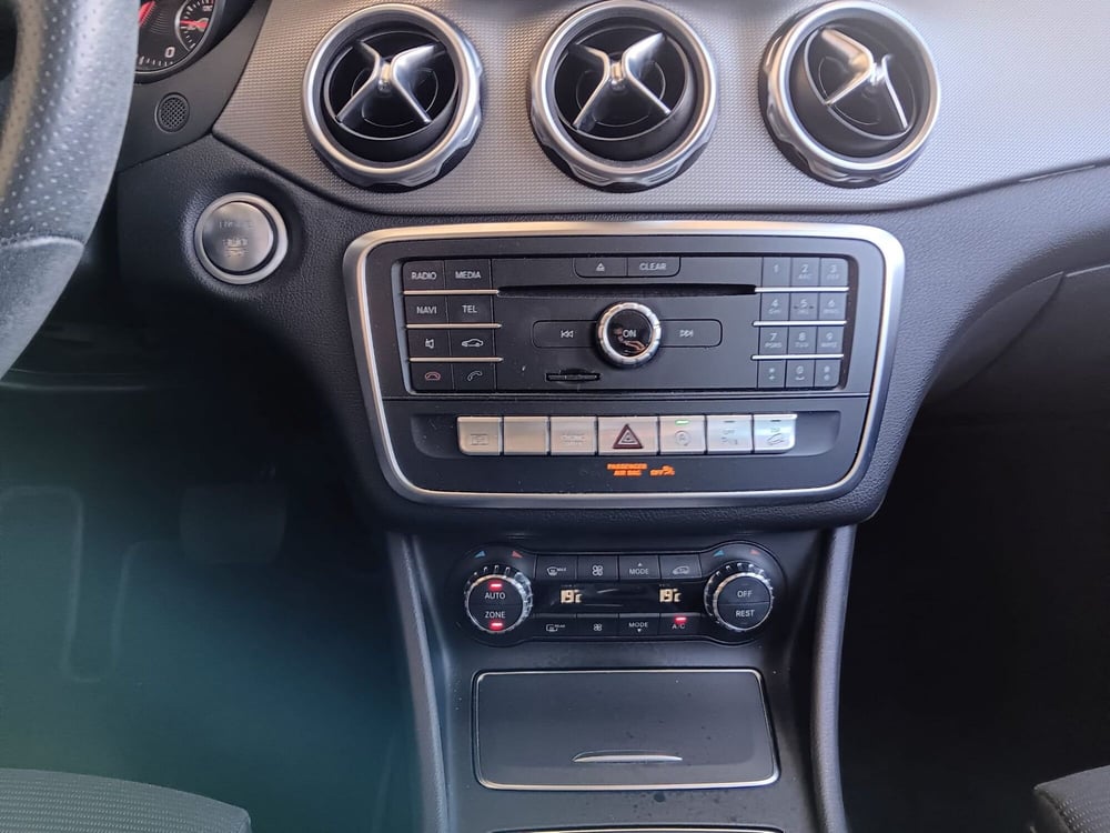 Mercedes-Benz GLA SUV usata a Asti (15)