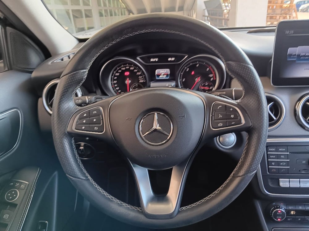 Mercedes-Benz GLA SUV usata a Asti (17)