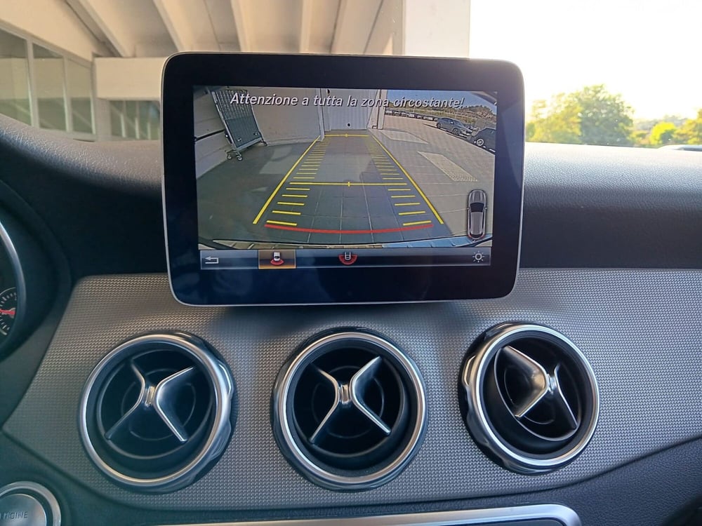 Mercedes-Benz GLA SUV usata a Asti (19)