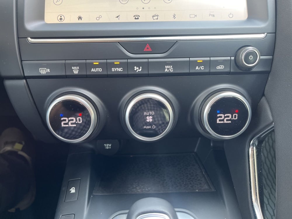 Jaguar E-Pace usata a Parma (16)