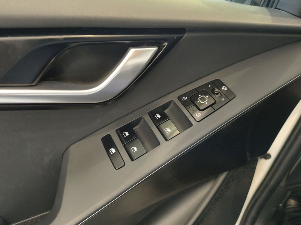 Kia Niro usata a Vercelli (19)