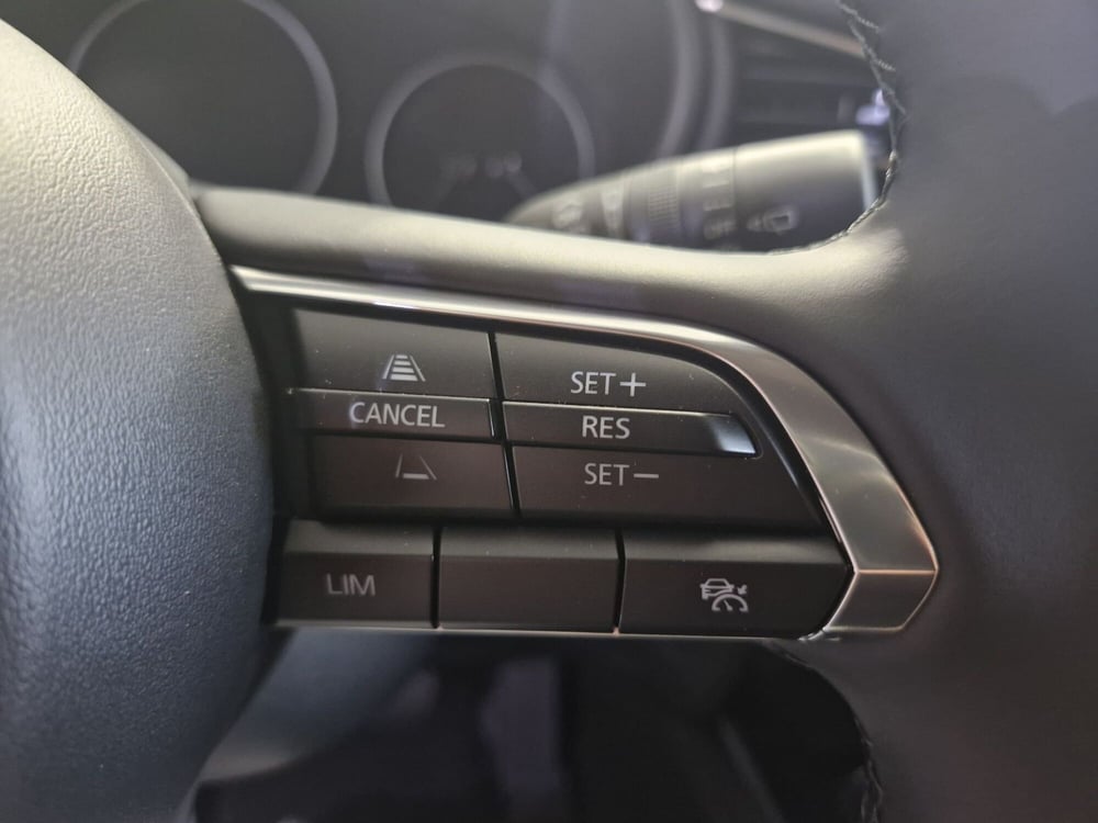 Mazda CX-30 nuova a Vercelli (14)