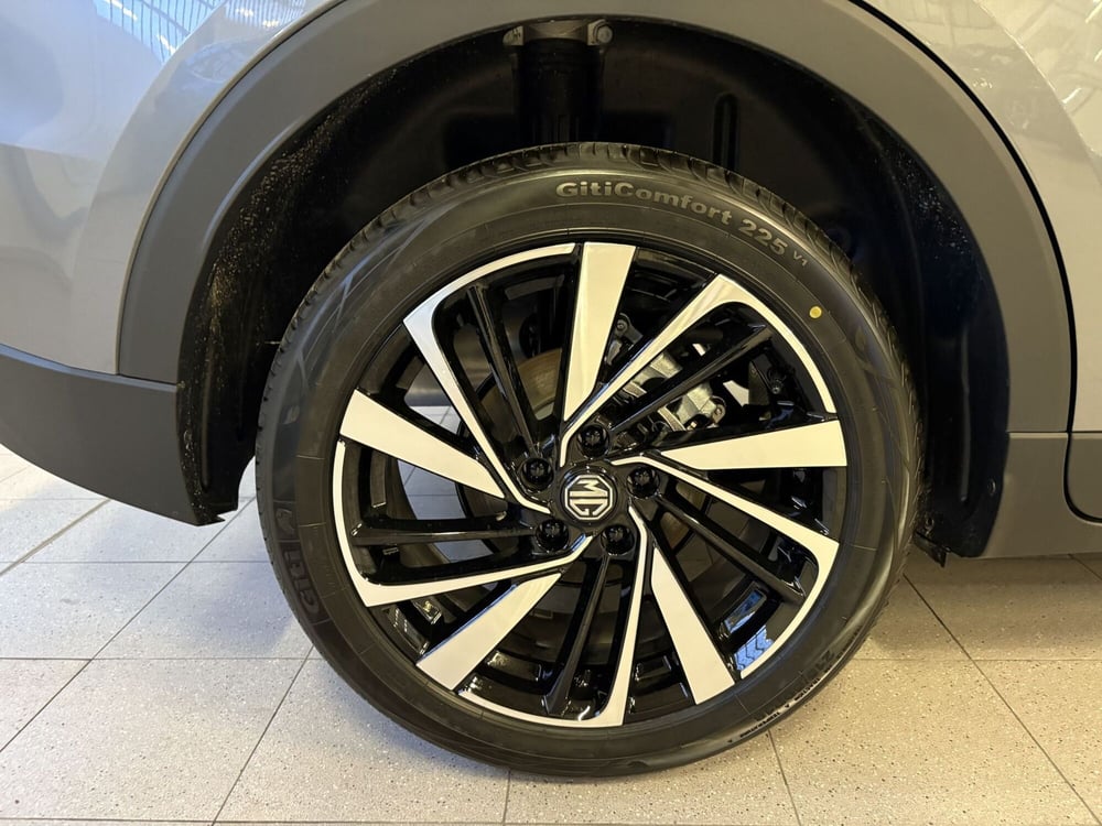 Mg ZS nuova a Milano (19)