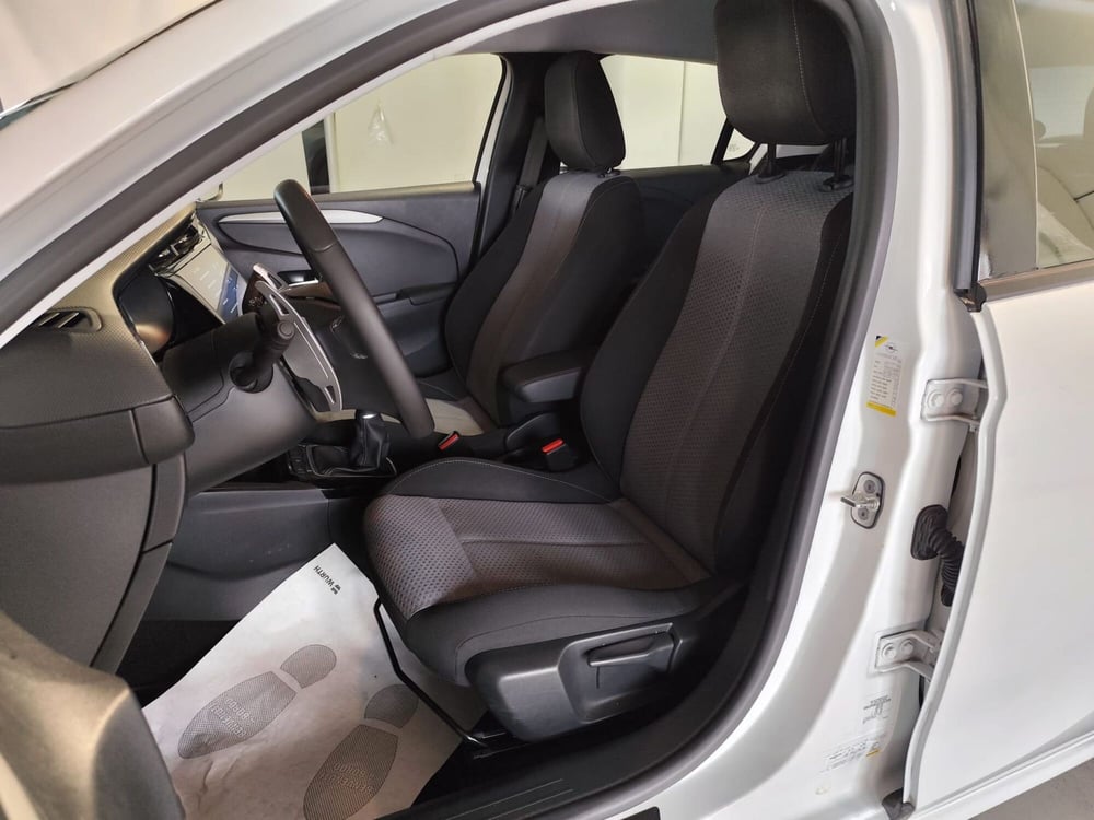 Opel Corsa usata a Milano (13)