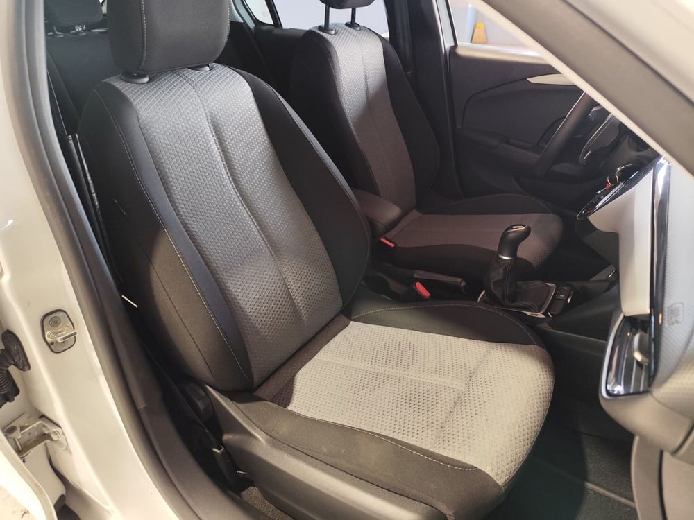 Opel Corsa usata a Milano (16)