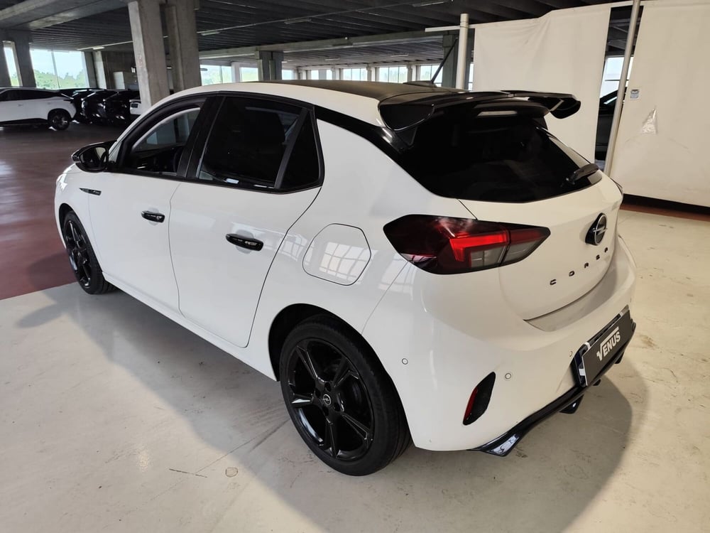 Opel Corsa usata a Milano (4)