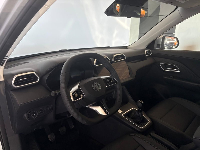 Mg ZS nuova a Monza e Brianza (12)