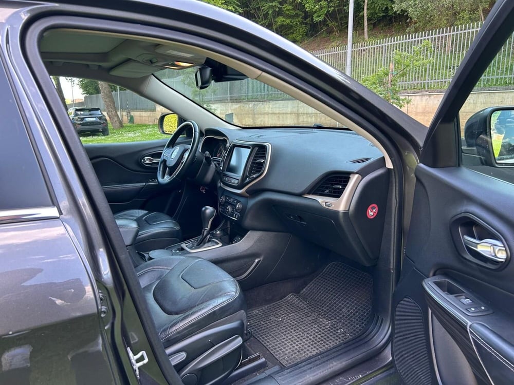Jeep Cherokee usata a Salerno (17)