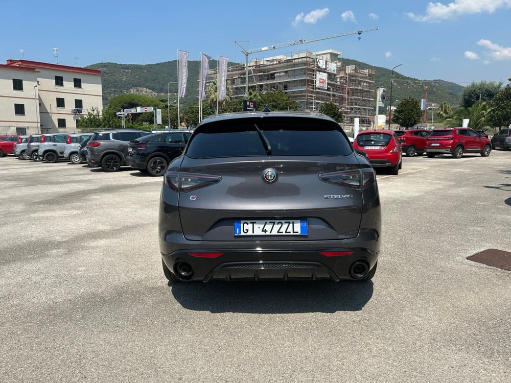 Alfa Romeo Stelvio usata a Salerno (12)