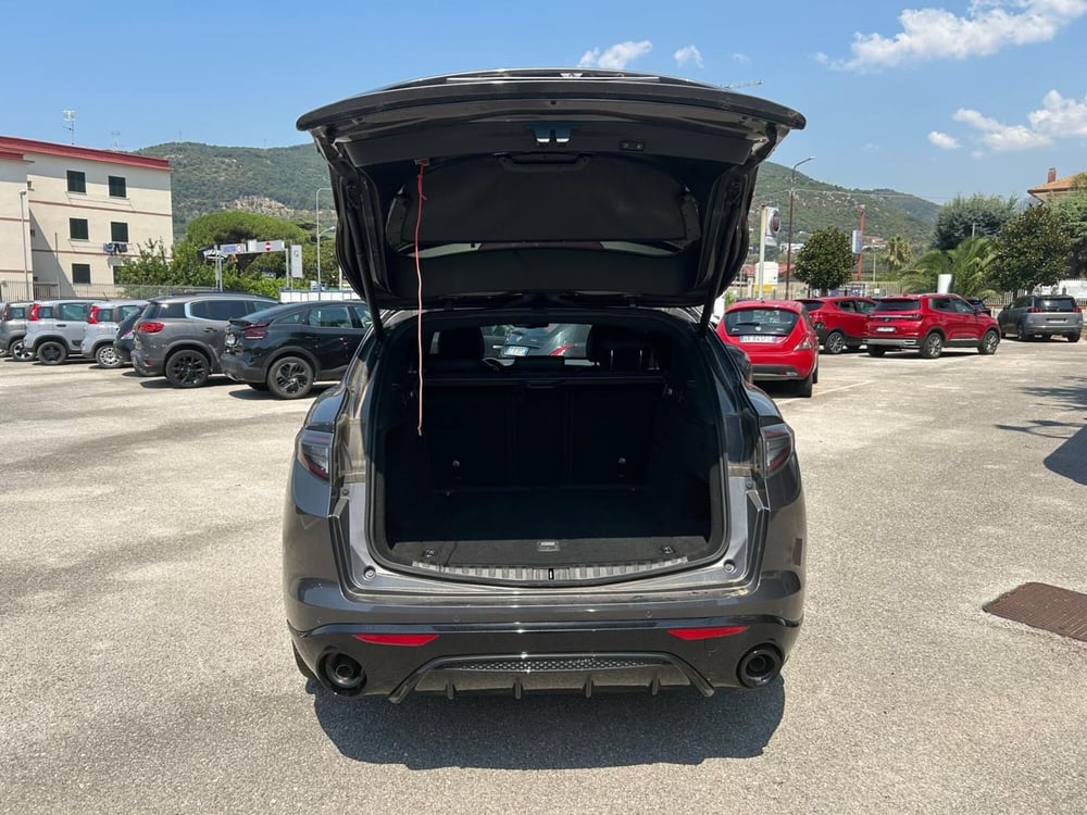 Alfa Romeo Stelvio usata a Salerno (13)