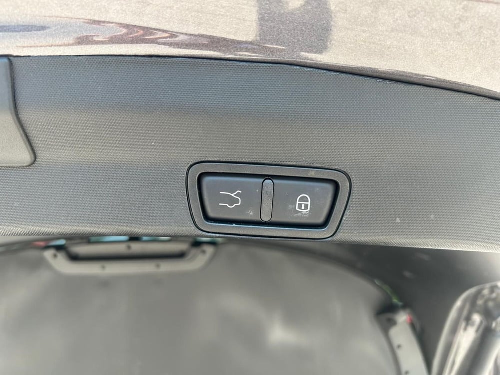 Alfa Romeo Stelvio usata a Salerno (16)