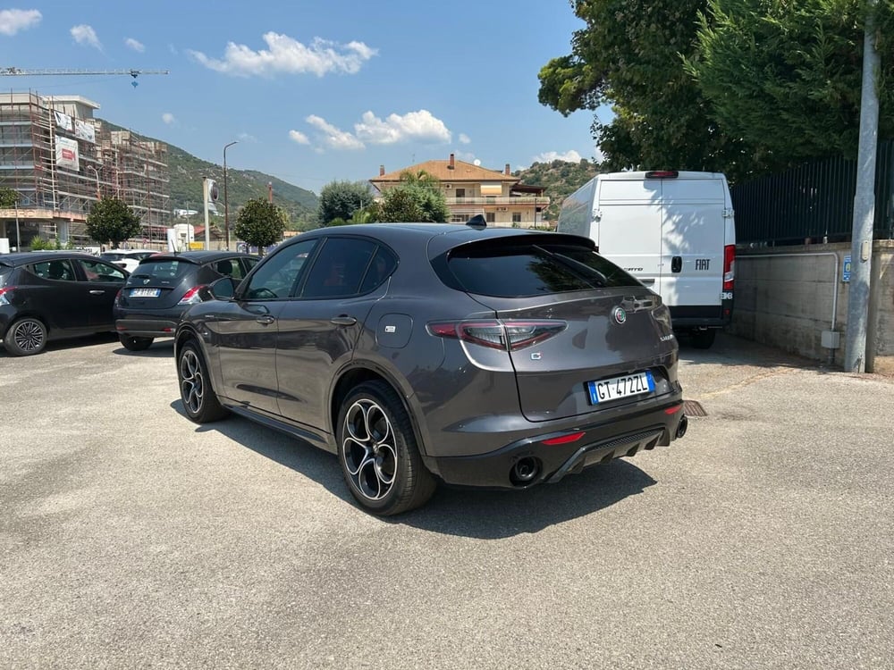 Alfa Romeo Stelvio usata a Salerno (4)