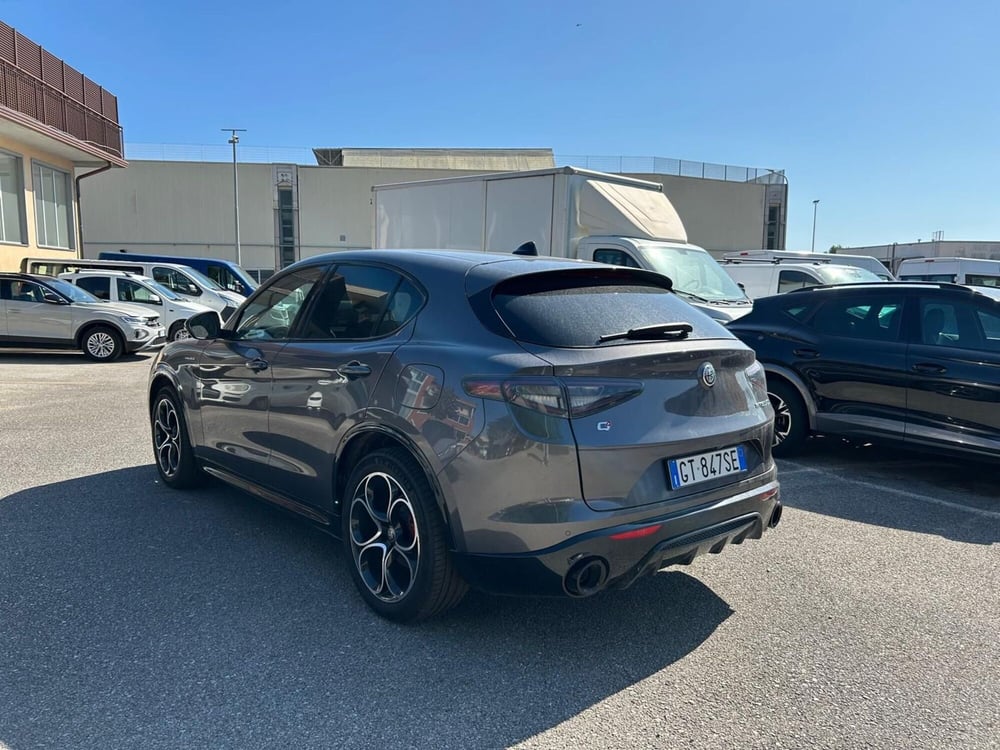 Alfa Romeo Stelvio usata a Salerno (4)