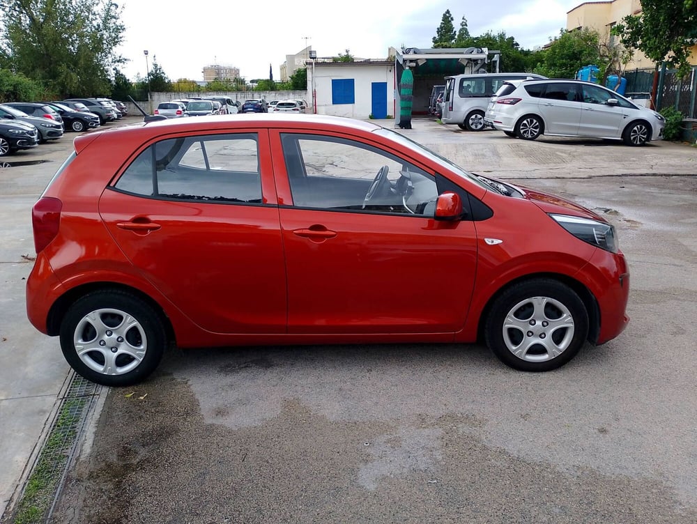 Kia Picanto usata a Salerno (9)