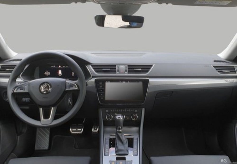 Skoda Superb nuova a Avellino (18)