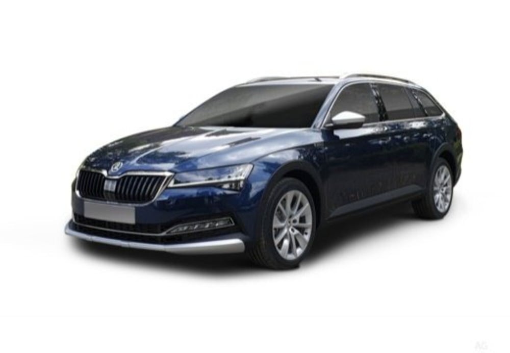 Skoda Superb nuova a Avellino (4)
