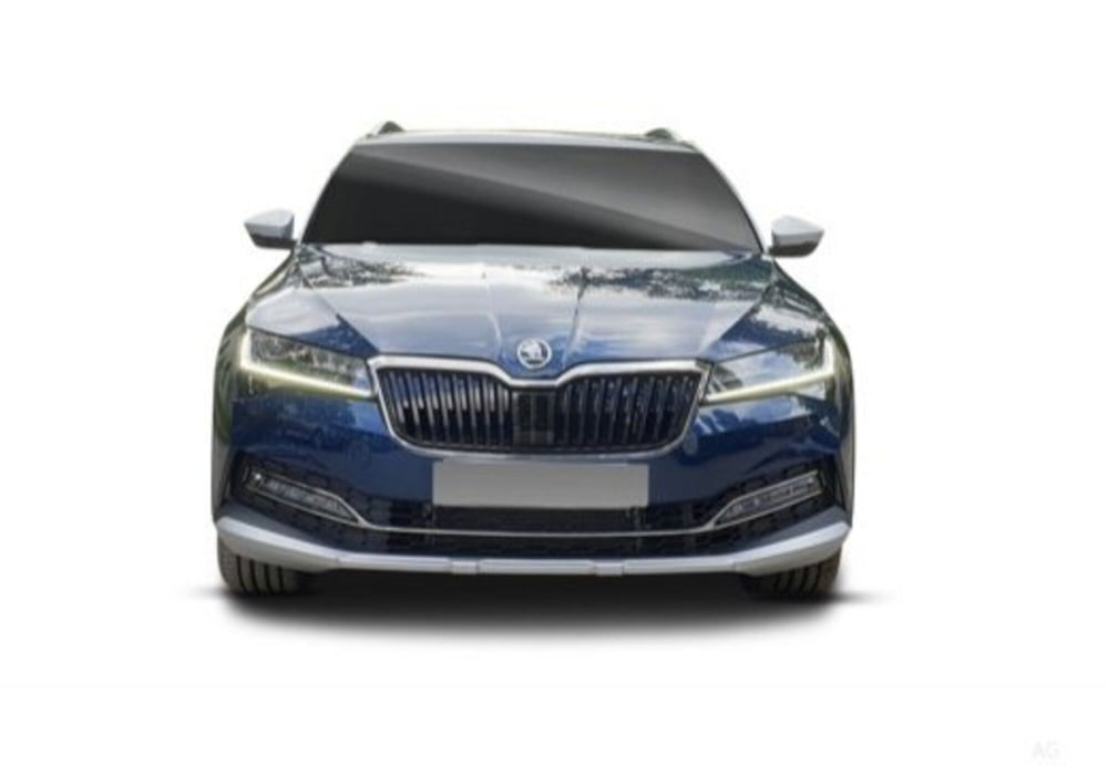 Skoda Superb nuova a Avellino (8)