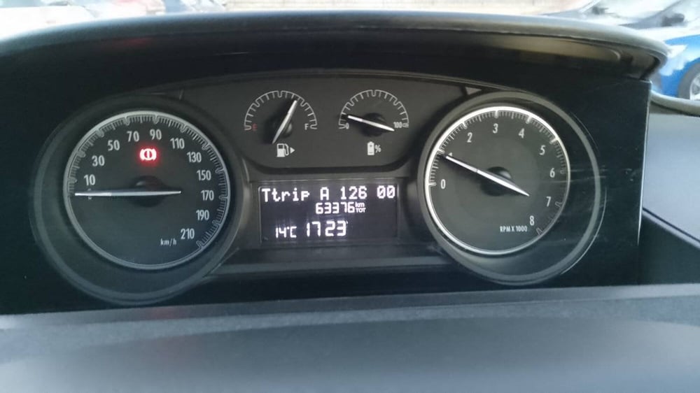 Lancia Ypsilon usata a Salerno (13)