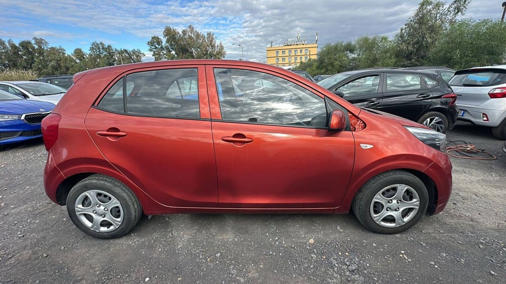 Kia Picanto usata a Salerno (9)