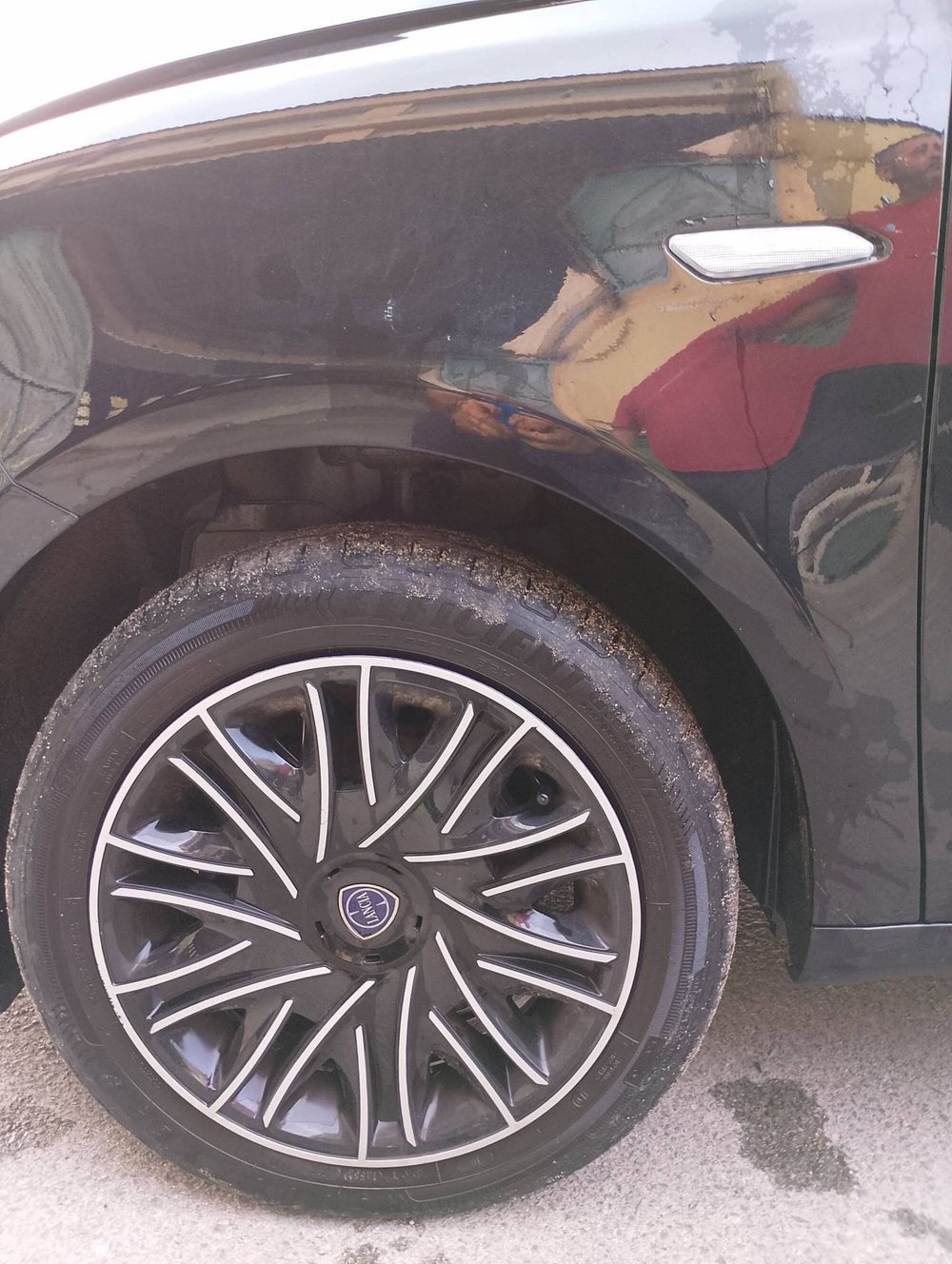 Lancia Ypsilon usata a Salerno (14)