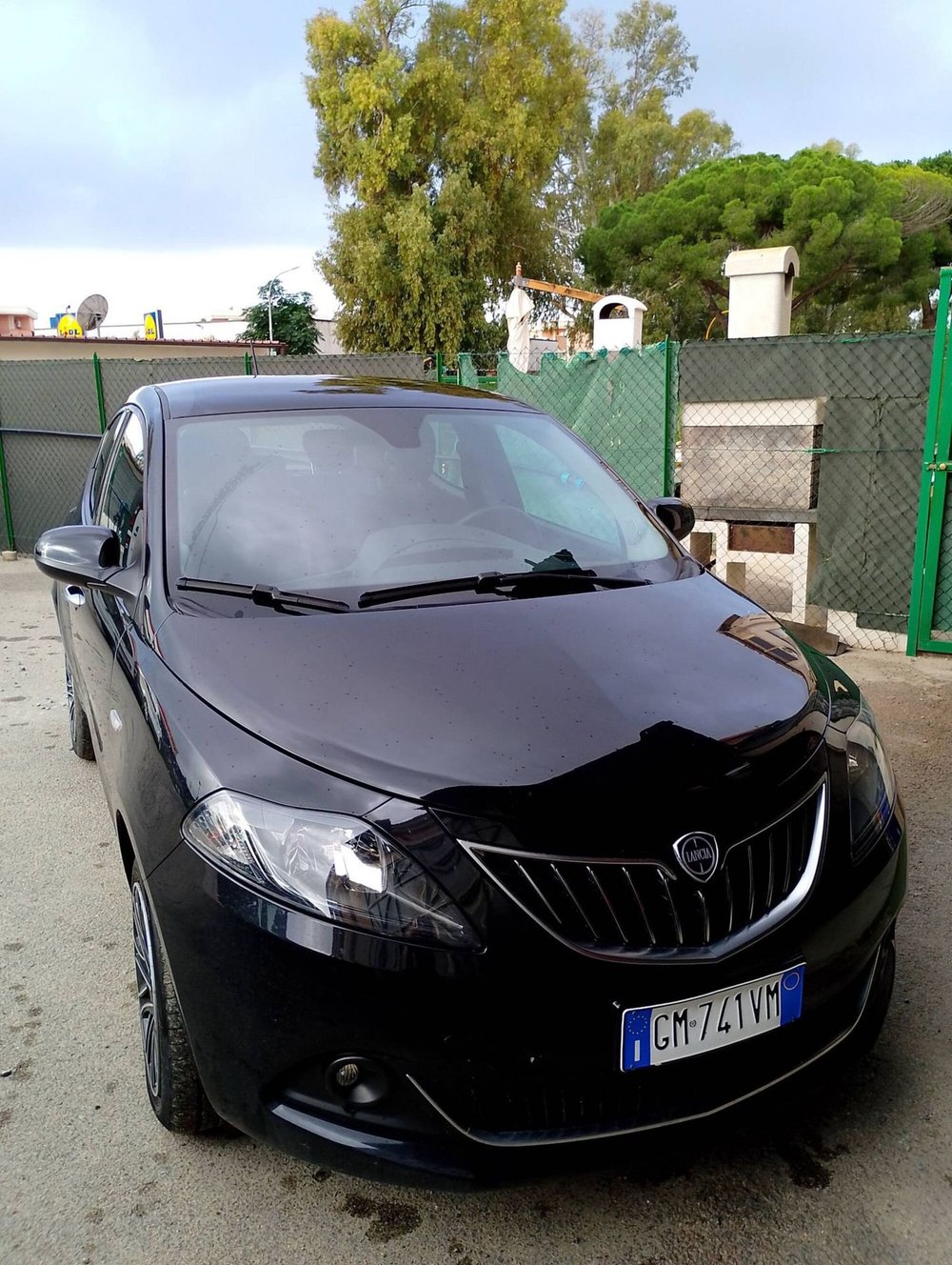 Lancia Ypsilon usata a Salerno (2)