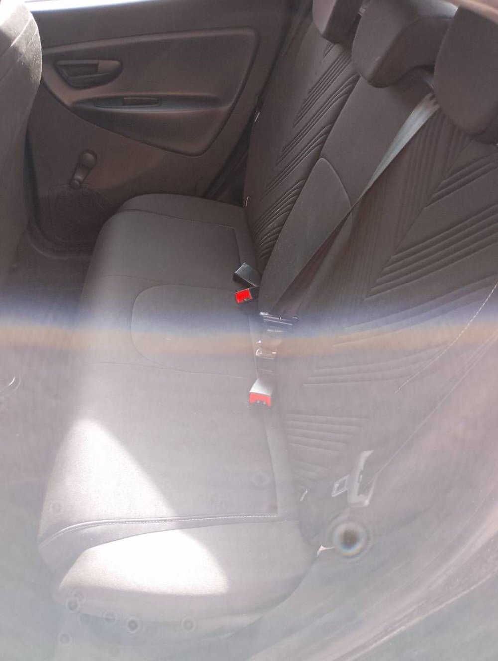 Lancia Ypsilon usata a Salerno (7)