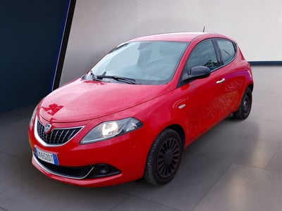 Lancia Ypsilon 1.0 FireFly 5 porte S&amp;S Hybrid Silver Plus del 2022 usata a Salerno