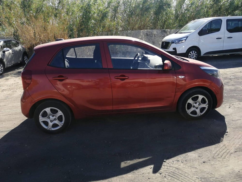 Kia Picanto usata a Salerno (9)