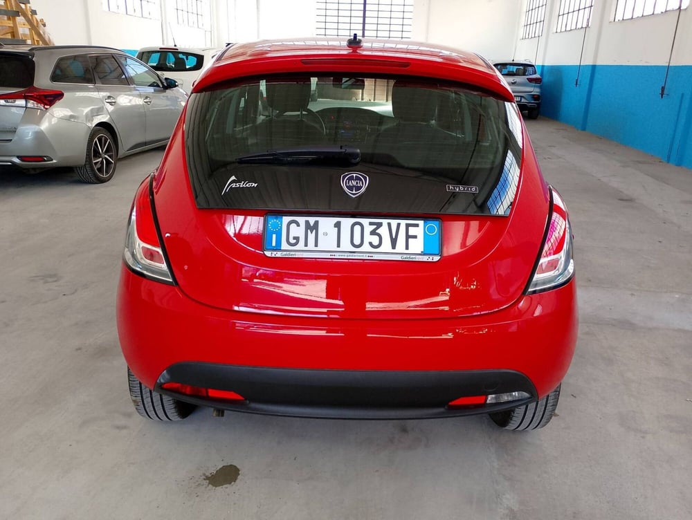 Lancia Ypsilon usata a Avellino (10)