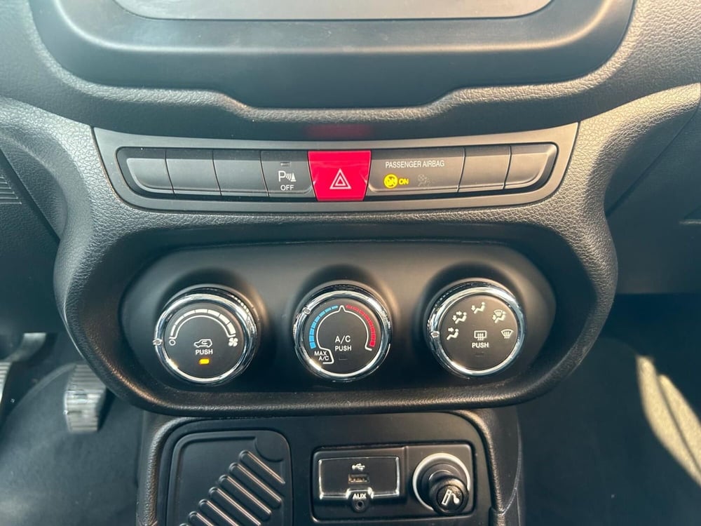 Jeep Renegade usata a Salerno (20)