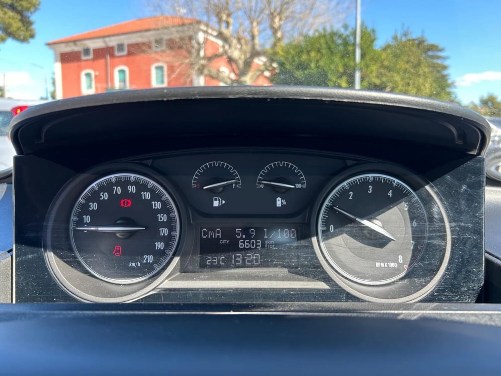 Lancia Ypsilon usata a Salerno (16)
