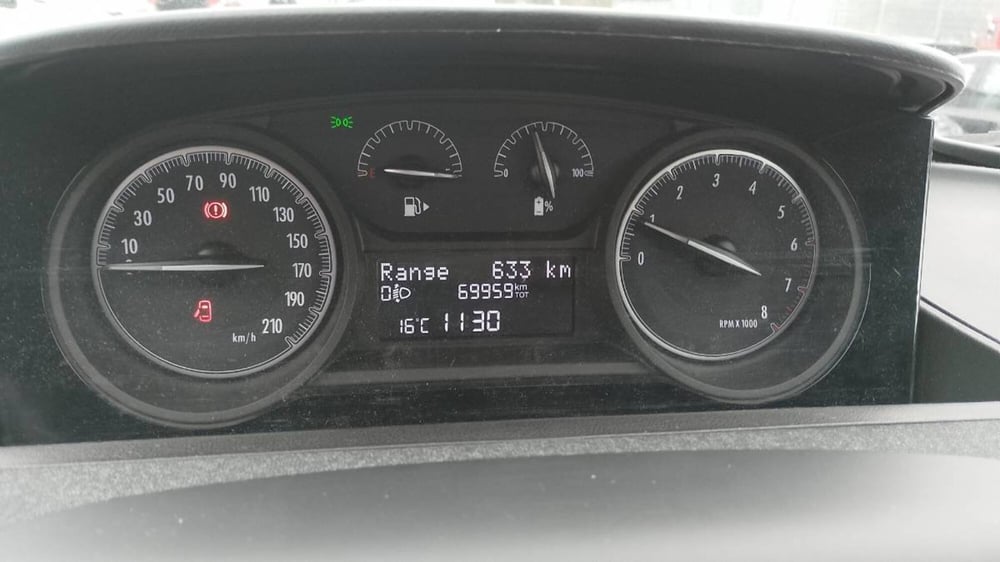 Lancia Ypsilon usata a Salerno (12)