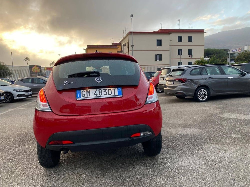 Lancia Ypsilon usata a Salerno (10)