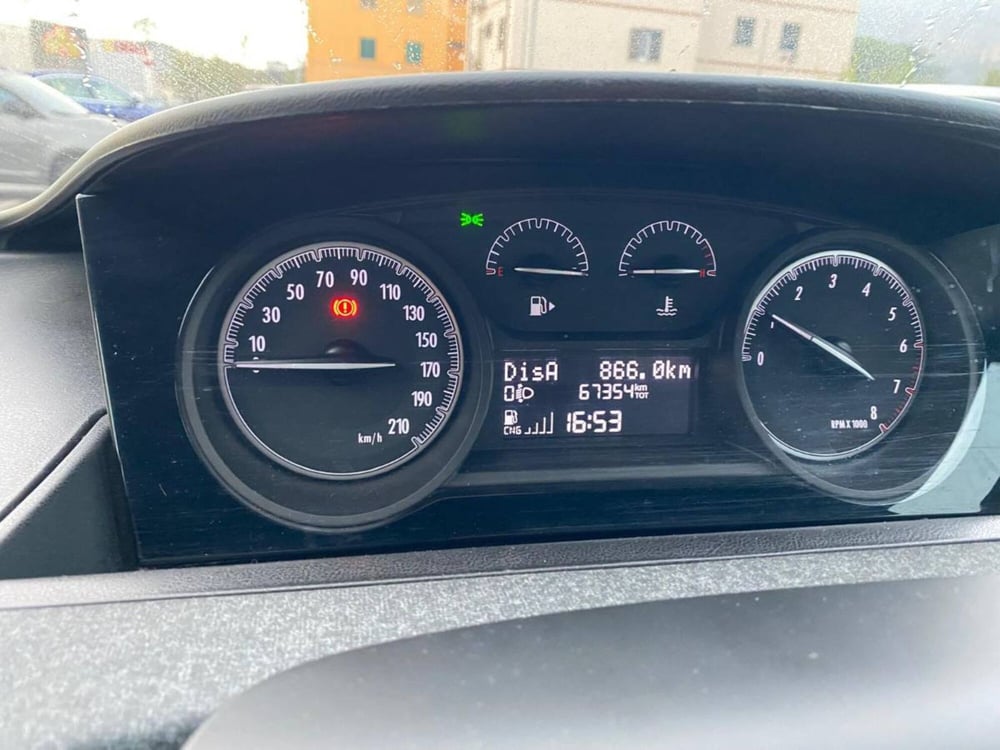 Lancia Ypsilon usata a Salerno (13)