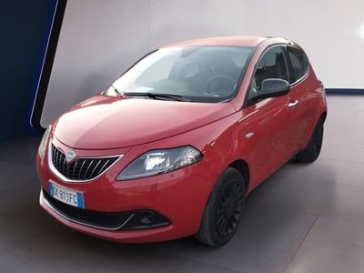 Lancia Ypsilon 1.0 FireFly 5 porte S&amp;S Hybrid Silver Plus del 2022 usata a Atripalda