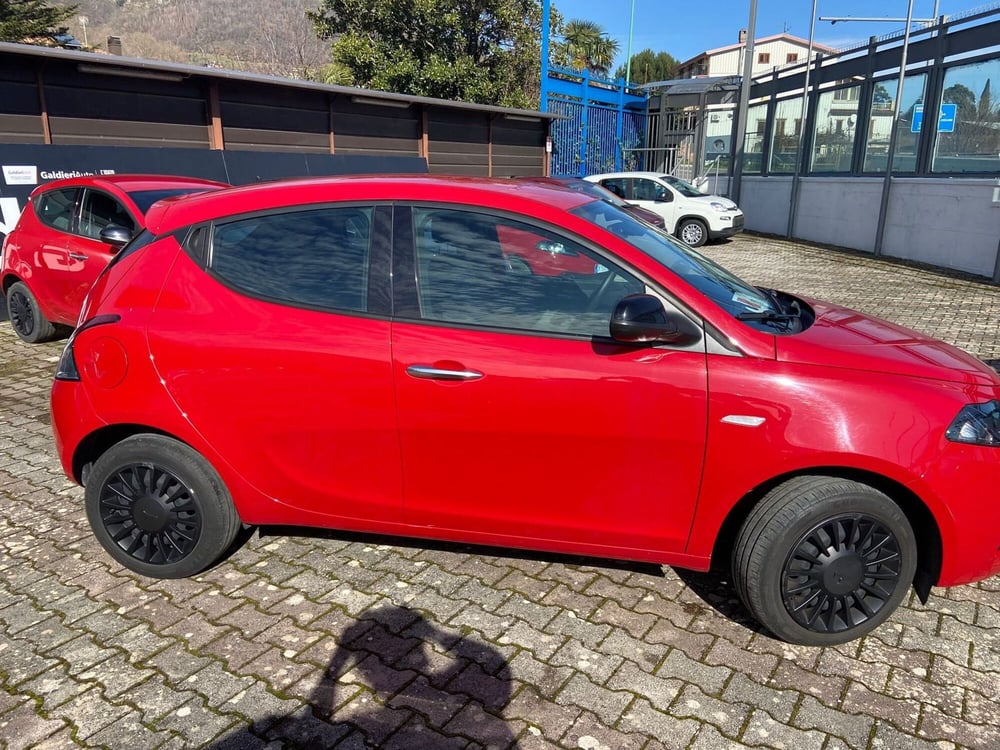 Lancia Ypsilon usata a Avellino (11)