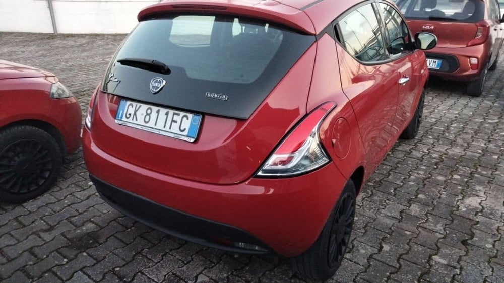 Lancia Ypsilon usata a Avellino (3)