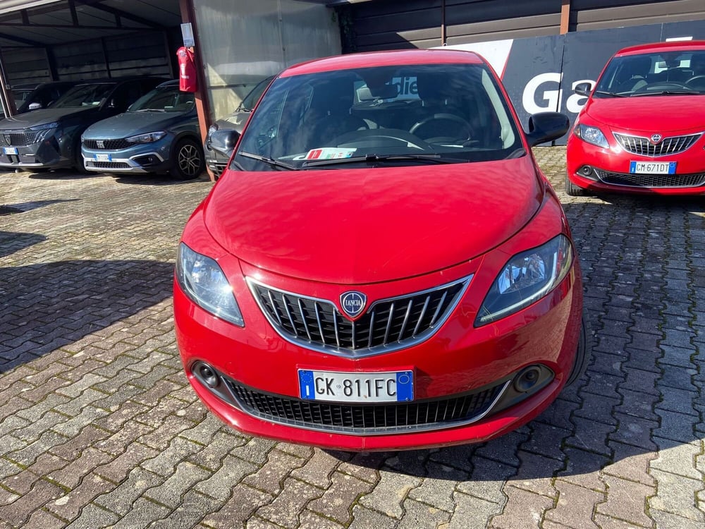 Lancia Ypsilon usata a Avellino (9)