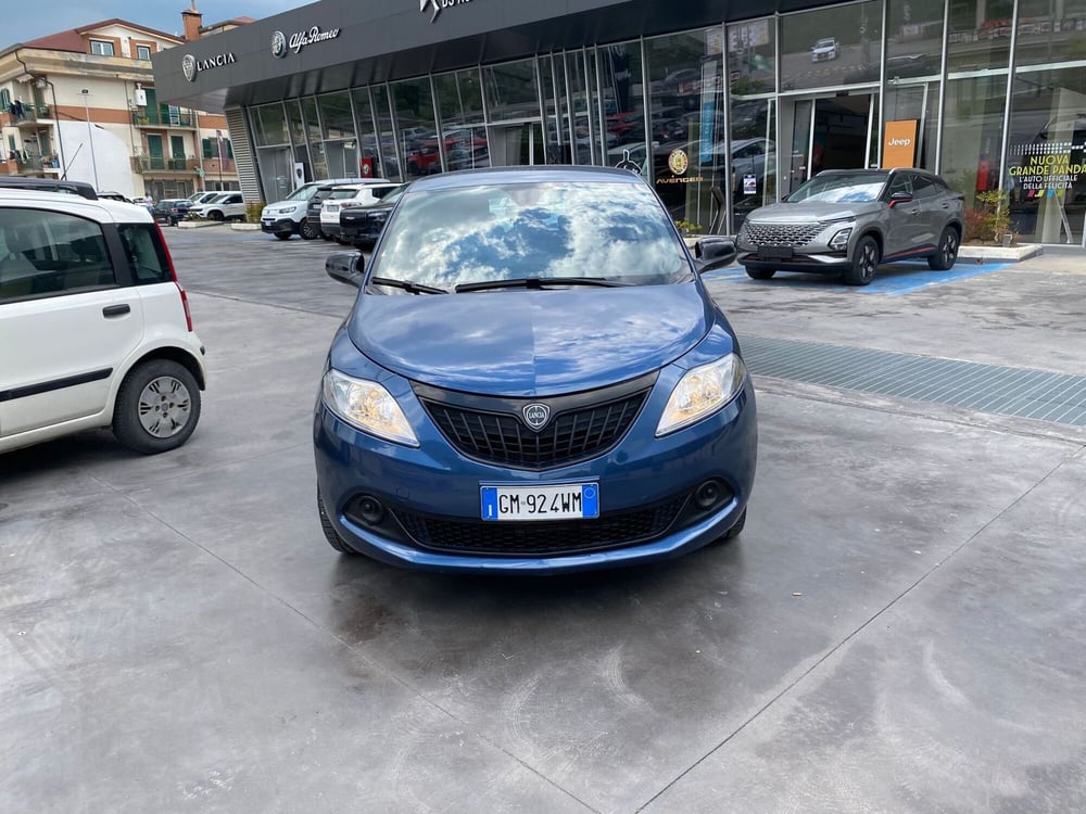 Lancia Ypsilon usata a Avellino (9)