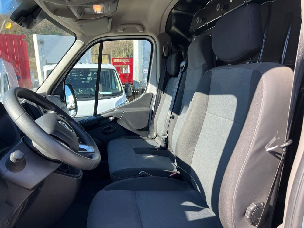 Renault Master Furgone usata a Salerno (6)