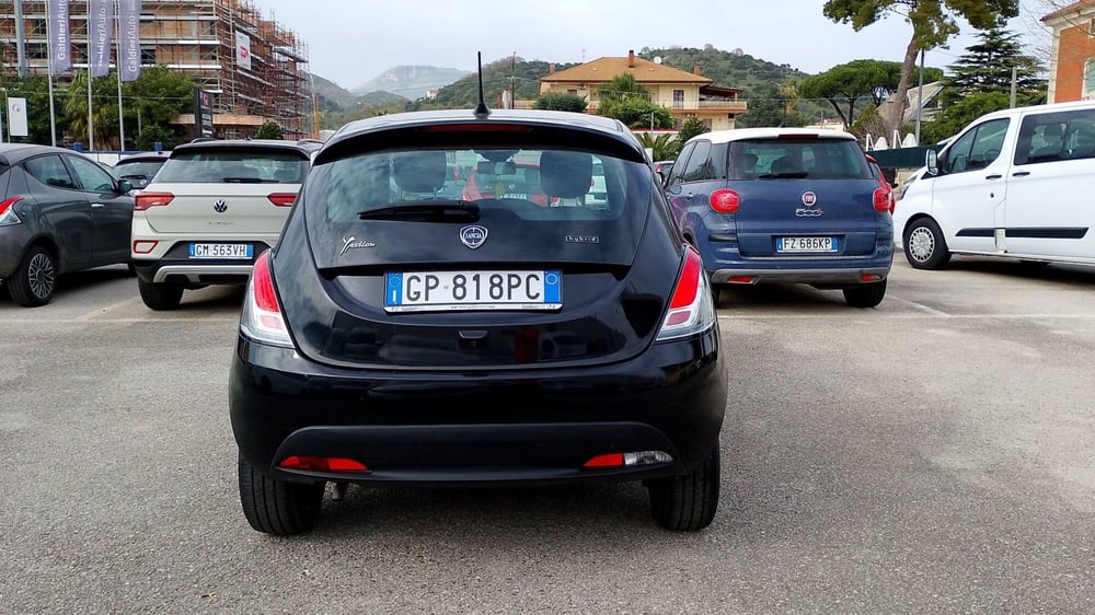 Lancia Ypsilon usata a Salerno (9)