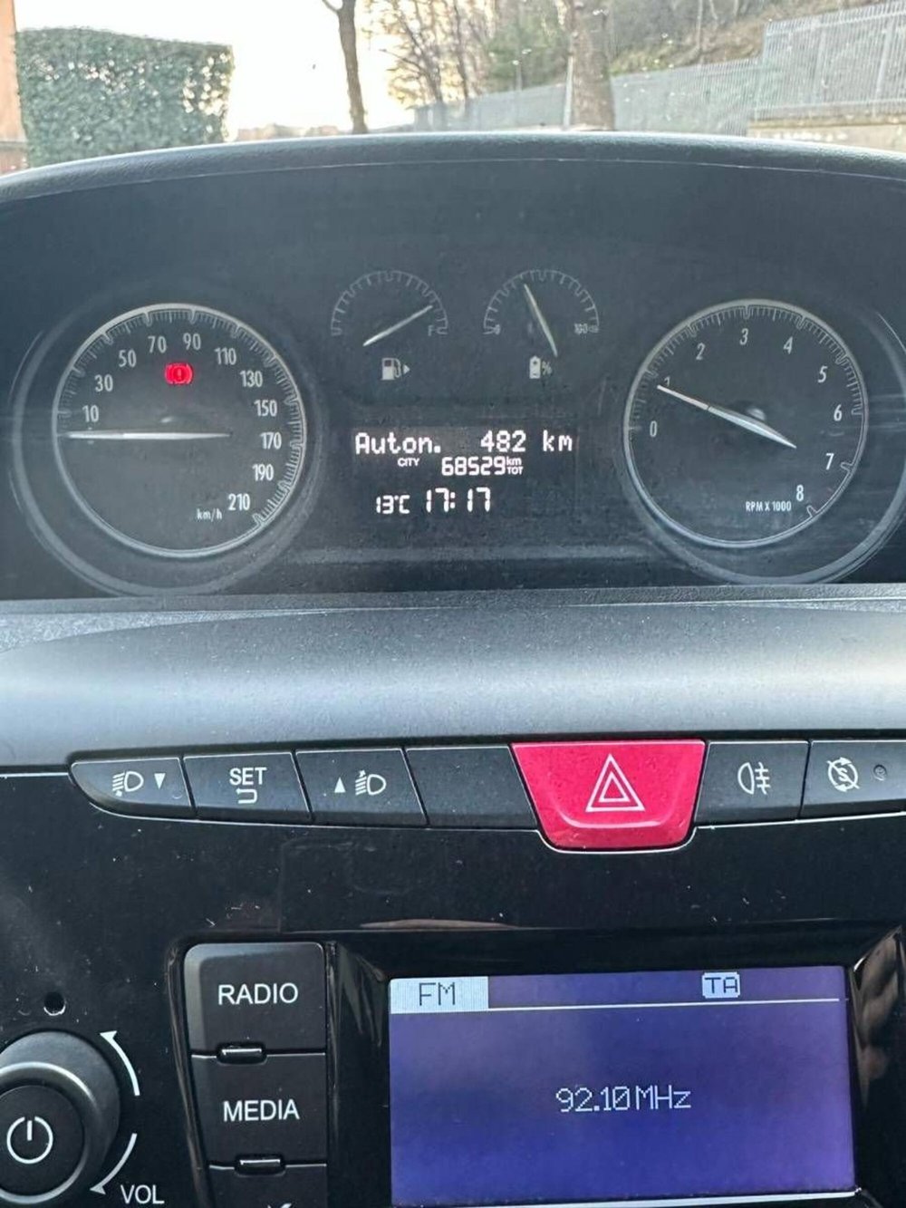 Lancia Ypsilon usata a Salerno (13)