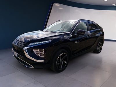 Mitsubishi Eclipse Cross 2.4 phev Instyle sda pack 0 s-awc del 2022 usata a Fisciano