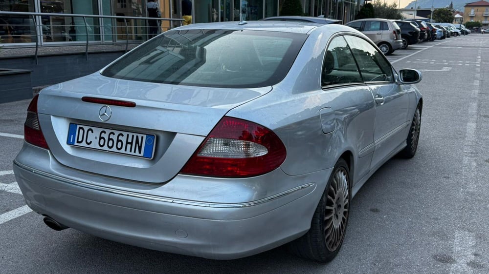 Mercedes-Benz CLK usata a Salerno (3)