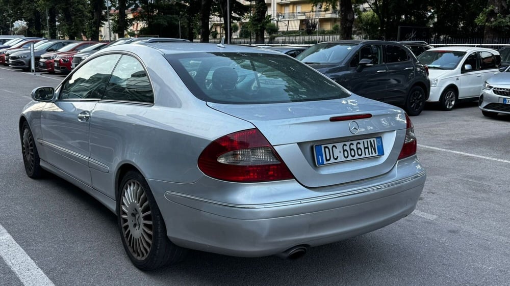Mercedes-Benz CLK usata a Salerno (4)