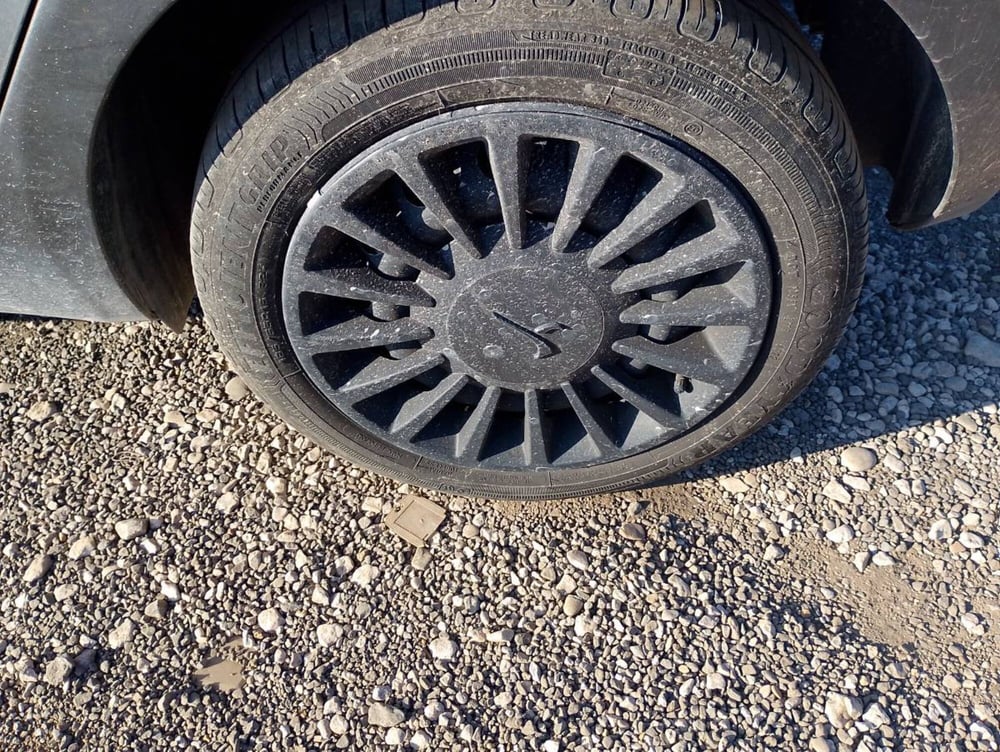 Lancia Ypsilon usata a Salerno (12)