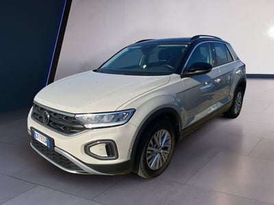 Volkswagen T-Roc 1.0 TSI Life del 2022 usata a Fisciano