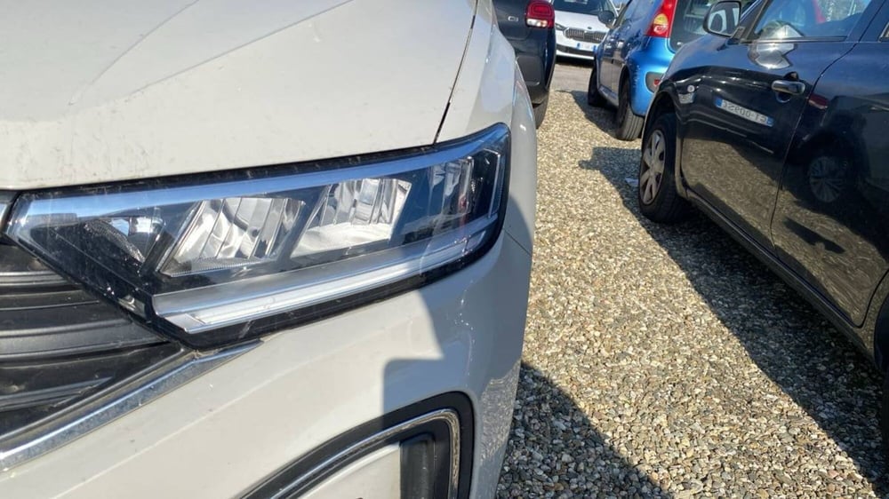 Volkswagen T-Roc usata a Salerno (18)