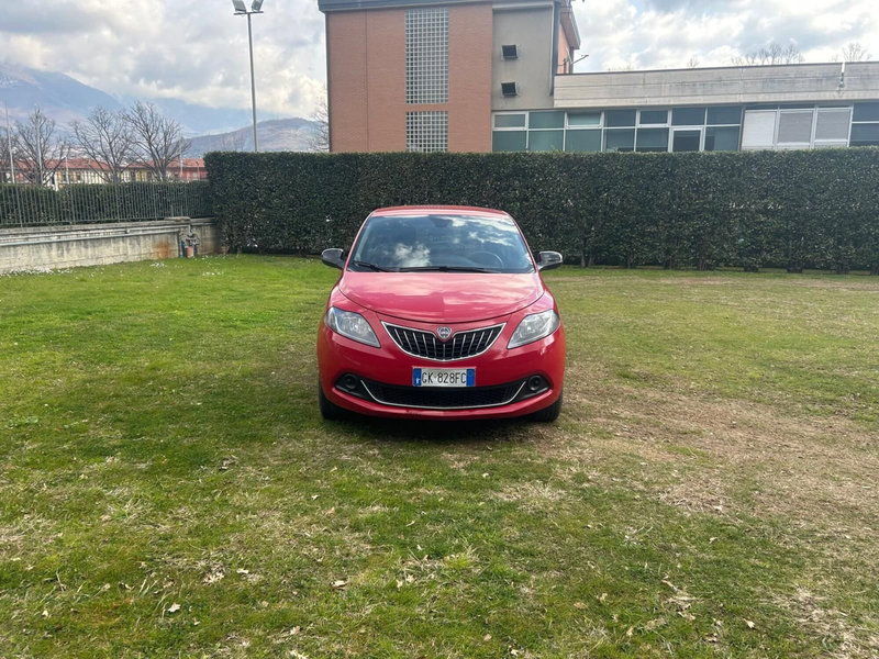 Lancia Ypsilon usata a Salerno (9)